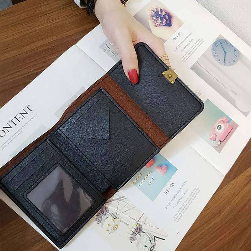 Lovely Dog Hasp Leather for Women Money Clip Simple Small Short Wallet Fashion Pattern Bank Holder Coin Purse Z260130