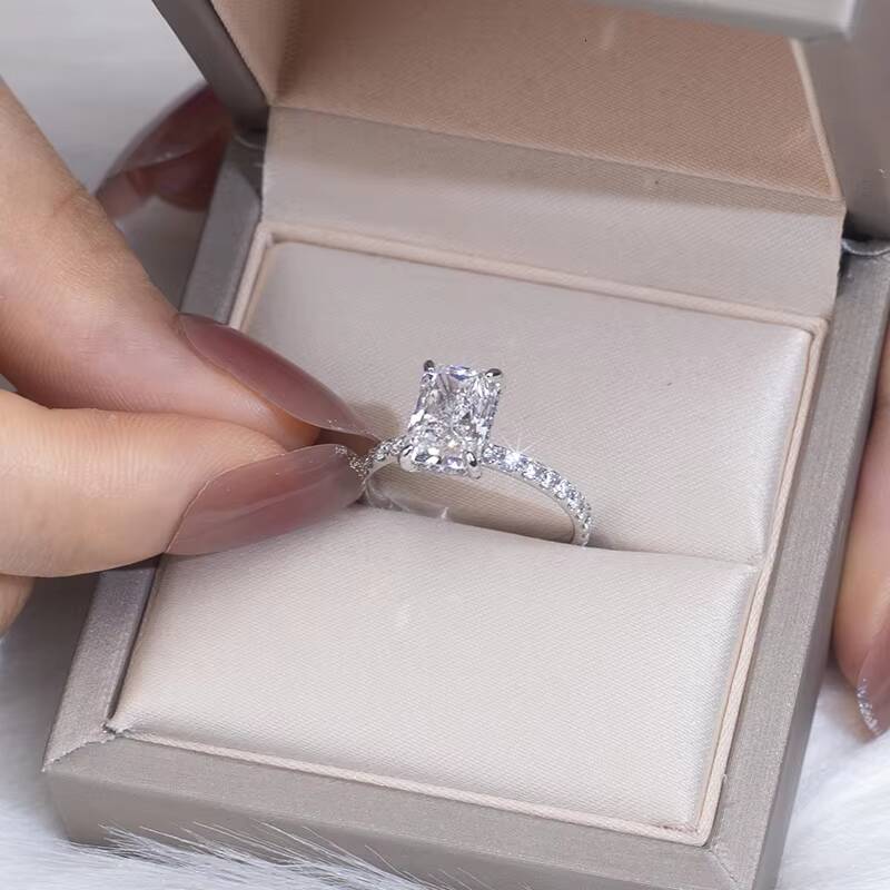 MSR-776 18K Gold Engagement Rings for Women Radiant Shape High Quality Lab Grown Diamond Ring