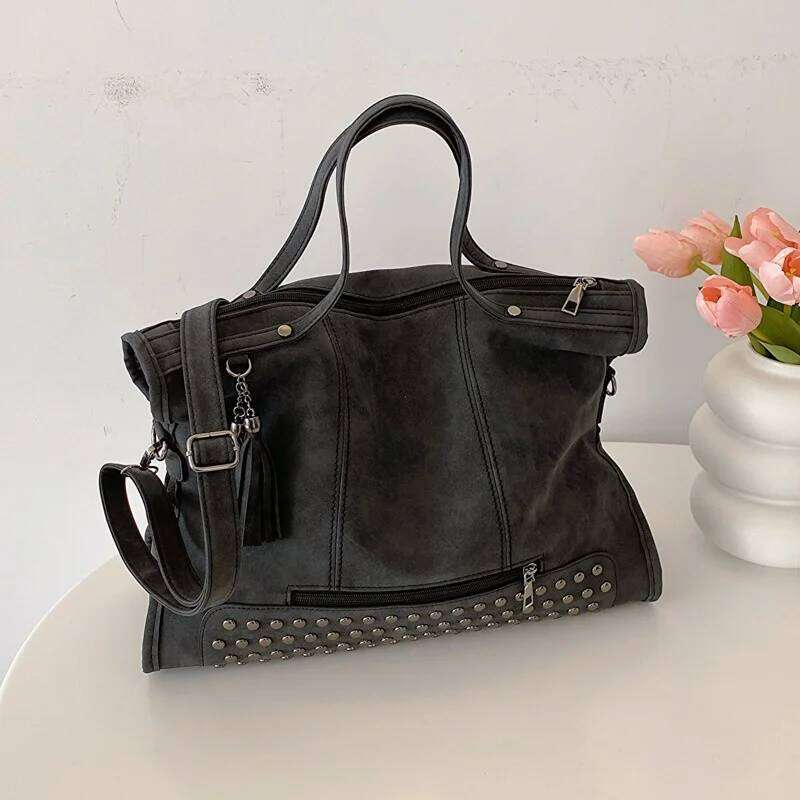 Women Luxury Rivet Large Handbag Quality Leather Shoulder Totes Purse Casual Big Bag Female Crossbody Bags Z260130