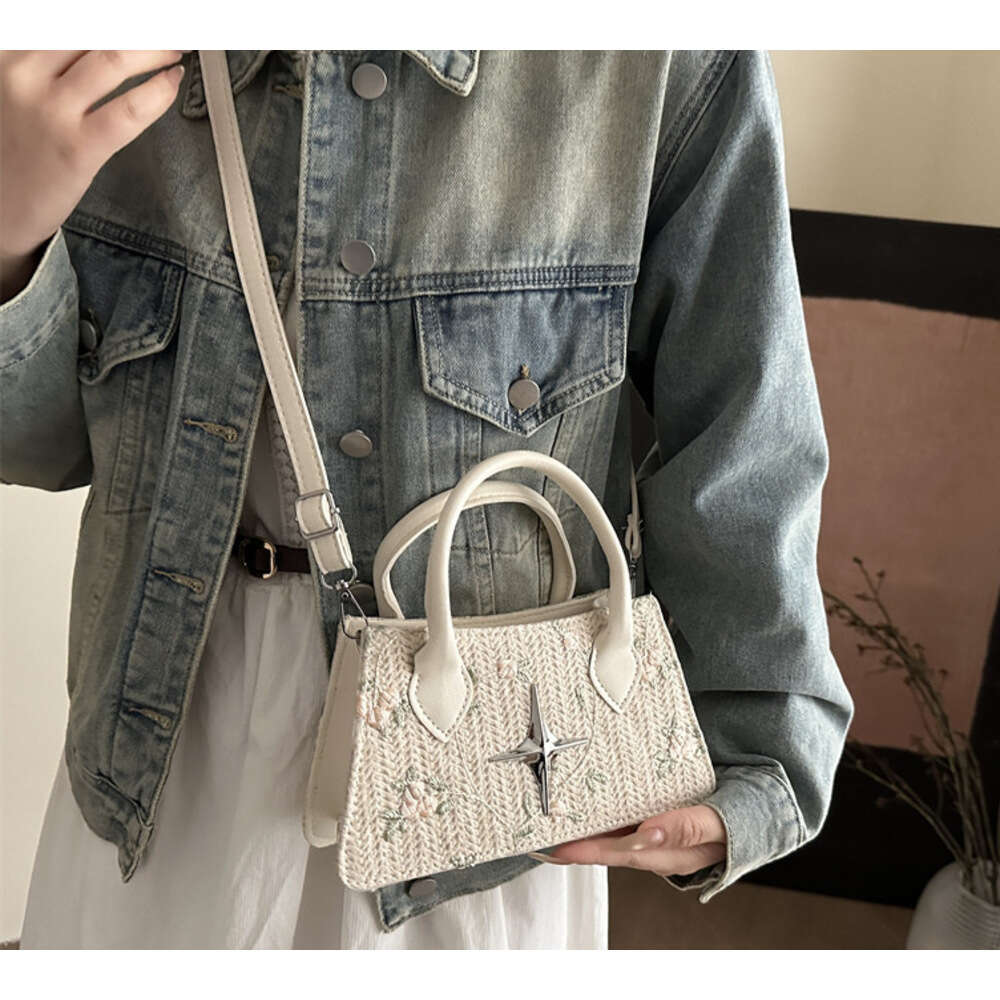 AW Hobo for Women Small Crossbody Bag Beach Purse Weave Shoulder Handbag Rattan M250828