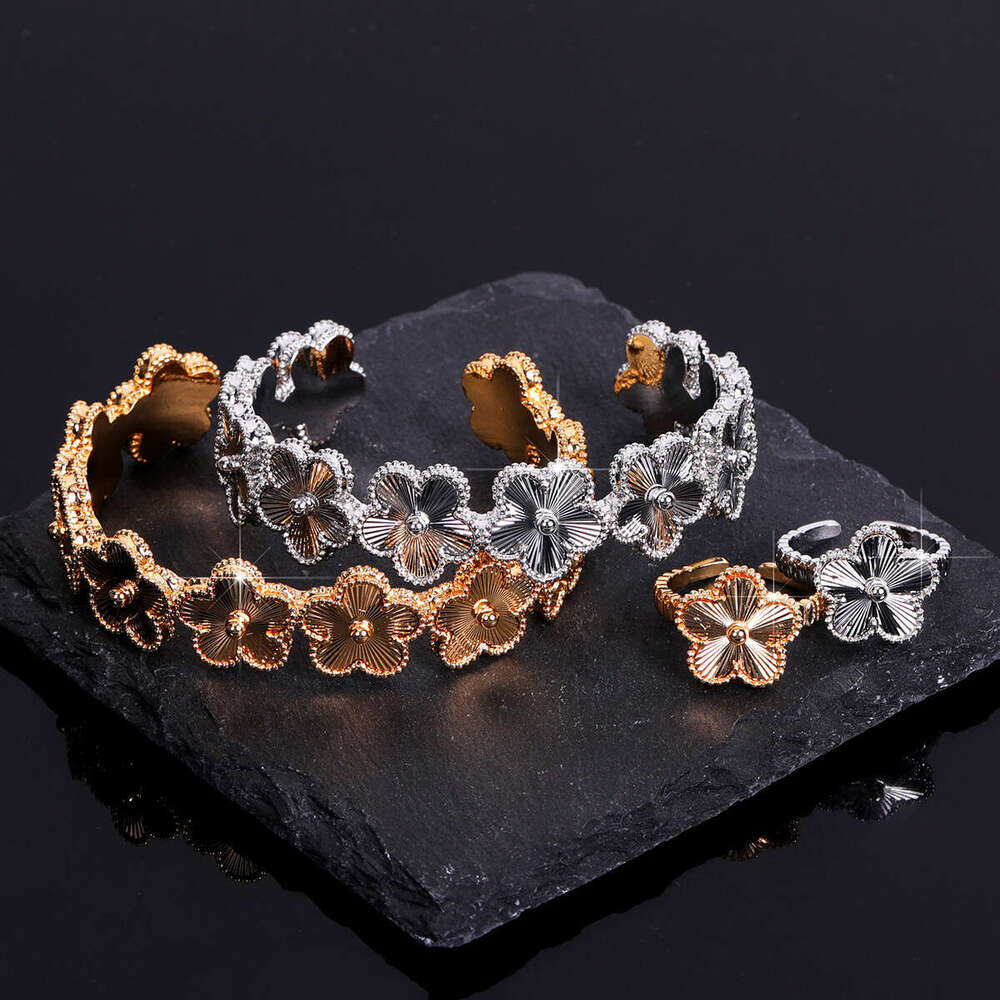 bracelet and American Cross-Border New Product 18K Gold Five-Leaf Clover Open Light Luxury Exquisite Fashion Flower Bracelet Ring