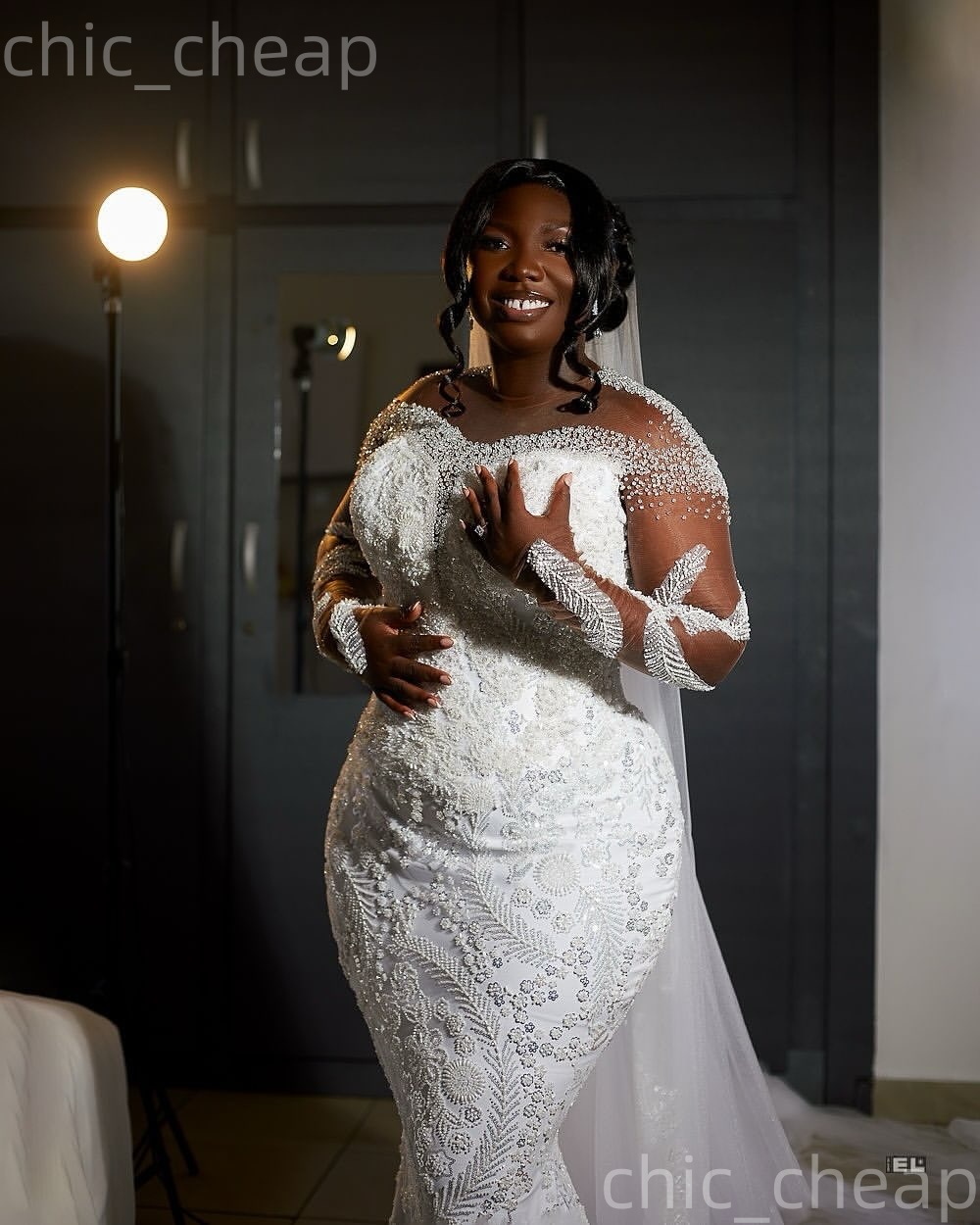 African Aso Ebi 2026 Ivory Mermaid Wedding Dress Beaded Appliques Sheer Neck Sequined Full Sleeves Vintage Charming Bridal Gowns Dresses ZJ2341