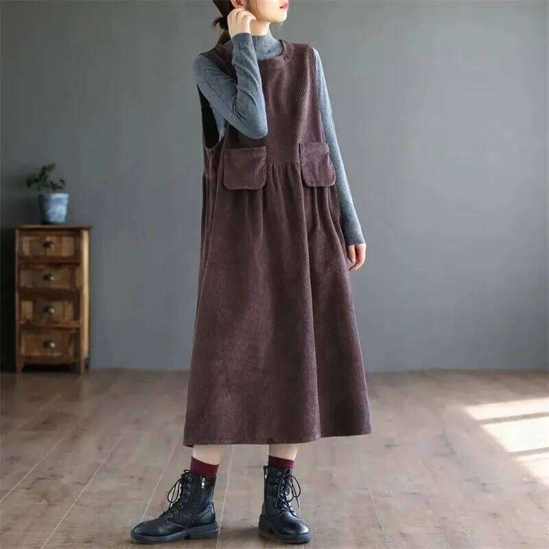 2025 Autumn/Winter New Corduroy Dress Women's Loose Retro Art Pocket Sleeveless Vest Dresses Female Casual Clothes XJ260130