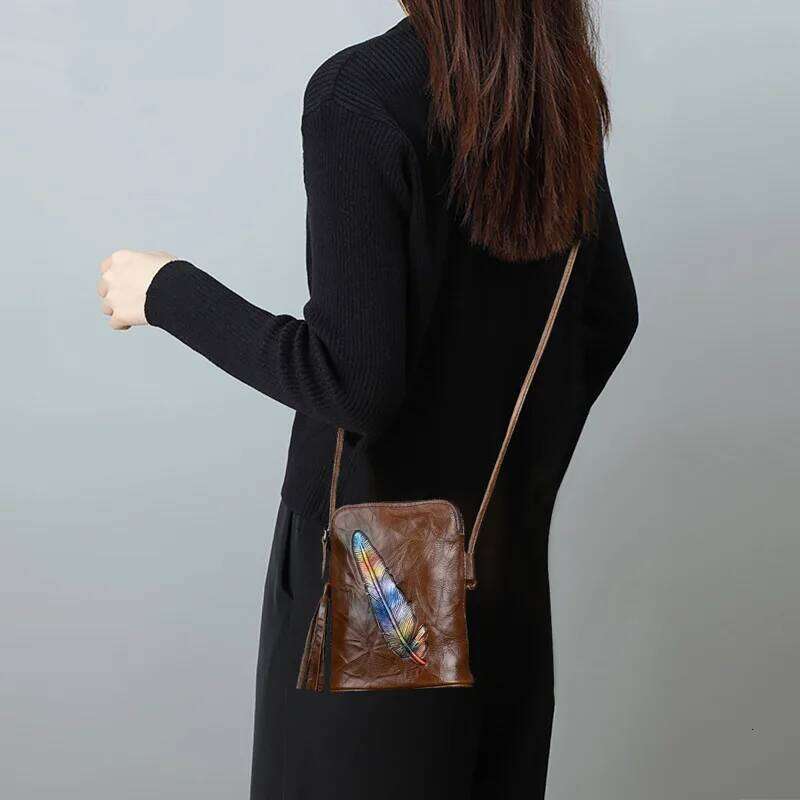 MOTAORA Women S Leather Crossbody Retro Genuine Cowhide Phone Purse Small Soft Shoulder Bag Versatile Mobile Pouch NEW KABAHEBINGJUE