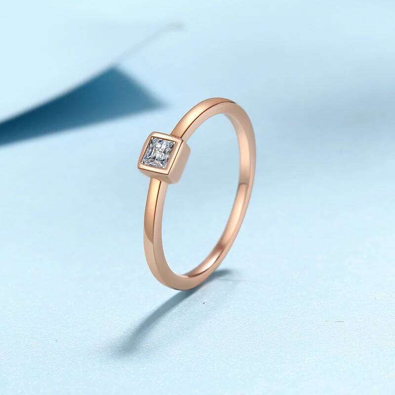 Tezzc Moissanite Lab Ring For Women 925 Sterling Silver with White Champagne Gold Plated Pass Diamond Test Rings Jewelry XJ260130