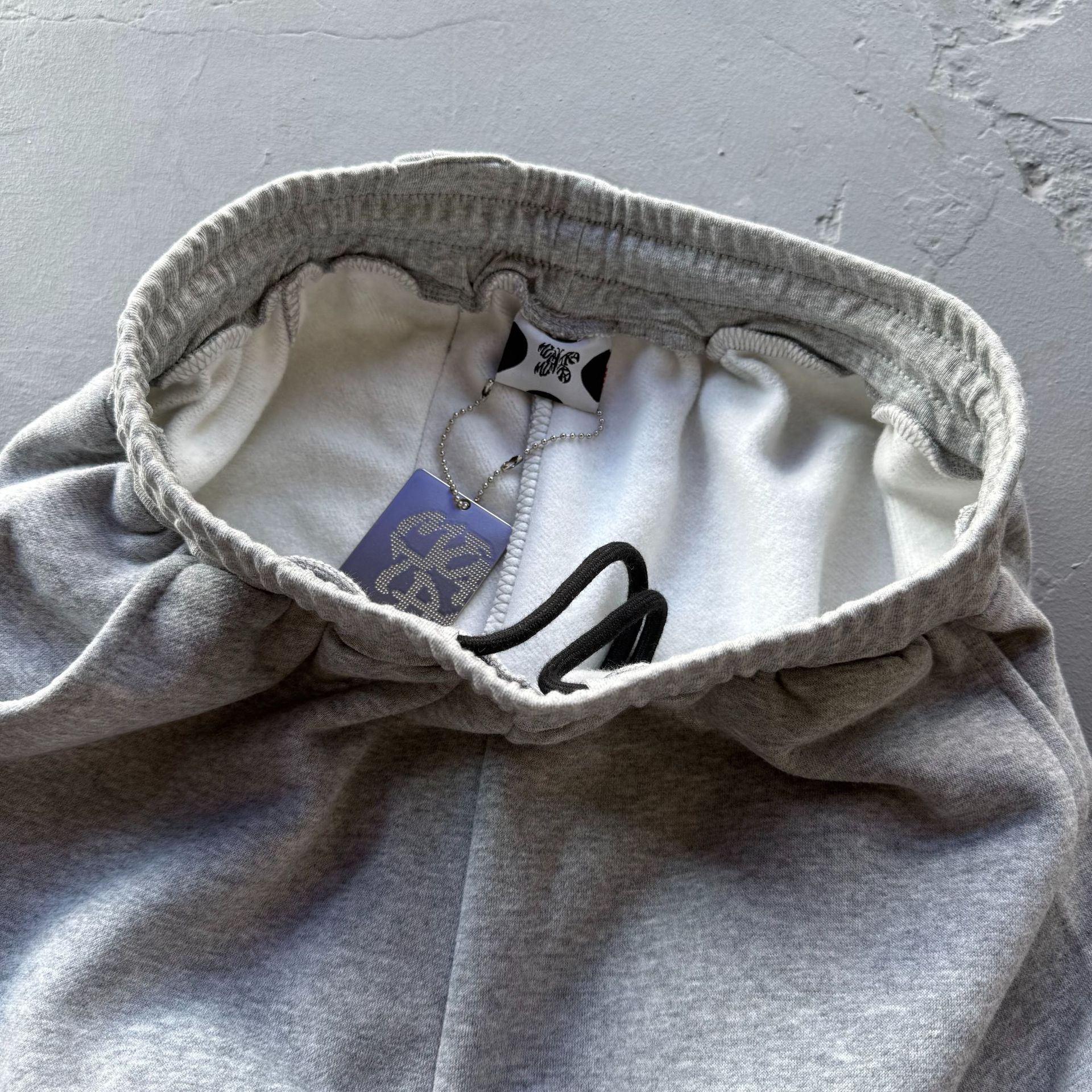 2026 Men's Embroidered Fleece-Lined Streetwear Oversized Fall/Winter Unisex Casual Batwing-Sleeve tracksuits