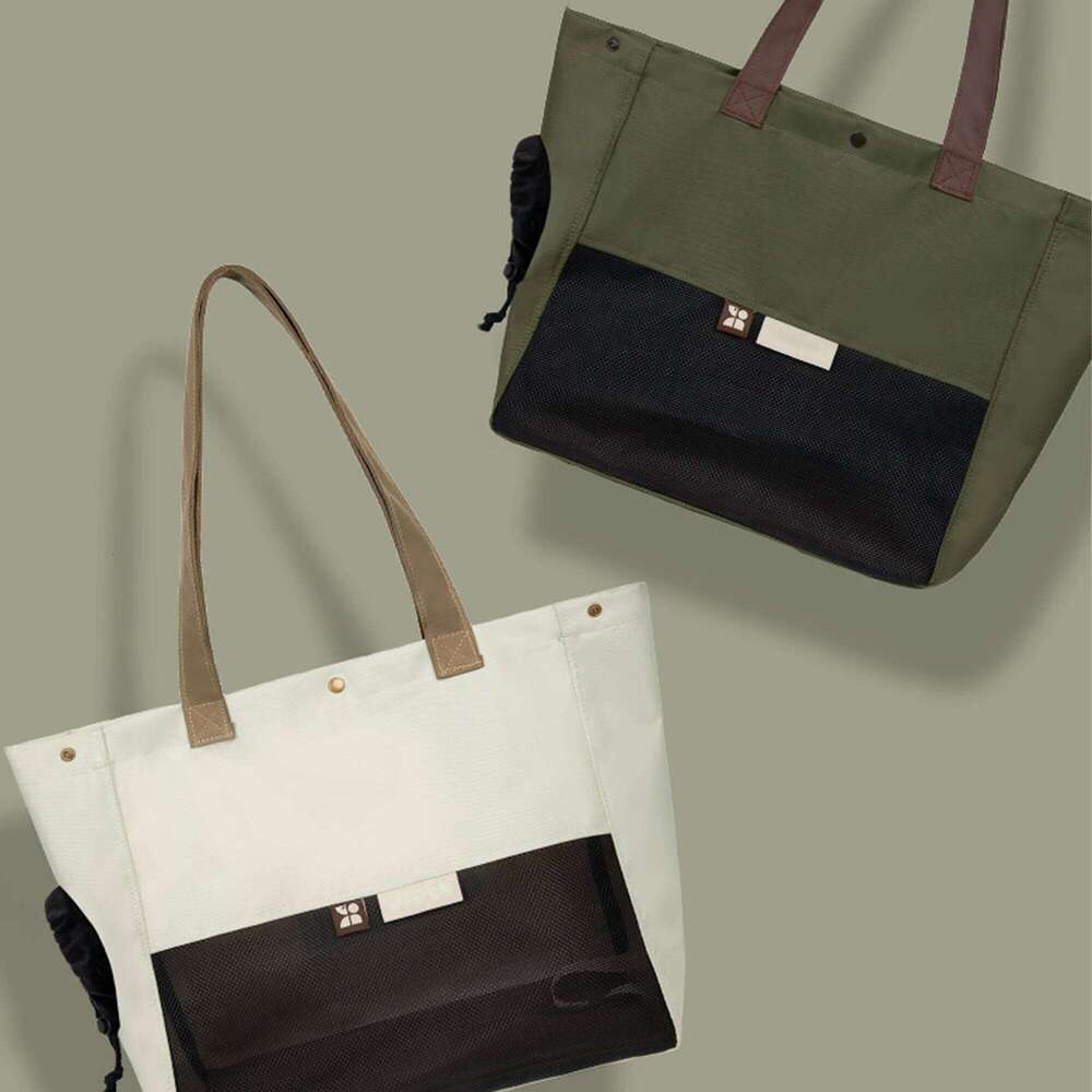 Fashion Dog Purse Pet Carrier Leather for Small Dogs Cats Puppy, Portable Tote Bag Airline Approved Soft-Sided Carriers 26H0130