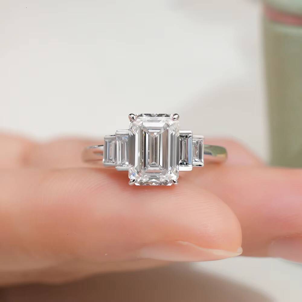 Jewelry in Stock MSR-1952 18K White Gold Solitaire Ring Emerald Cut 206CT D VS1 Lab Grown Diamond Engagement Ring