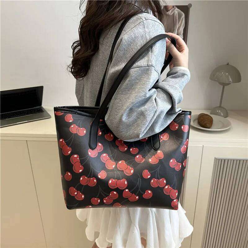 Fashionable Tote Woman Shoulder Portable Large Capacity Versatile Shopping Bag Class Bags for Girl Bolsos Mujer Z260130