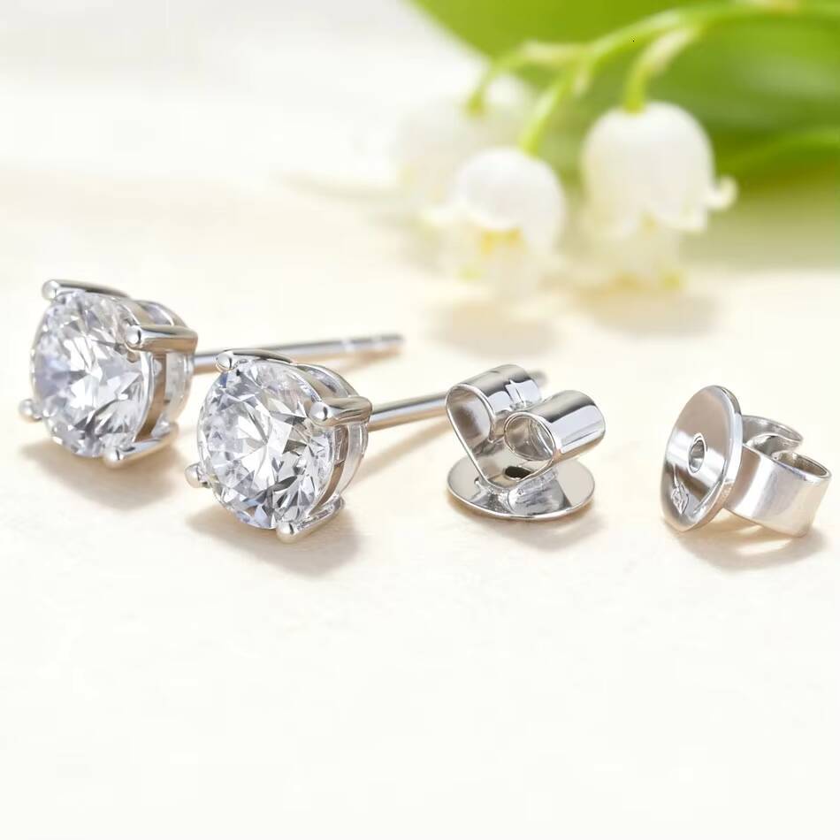 Best 18k Yellow Gold Minimalist 05ct Round Brilliant Cut Lab Grown Diamond Stud Earrings for Women