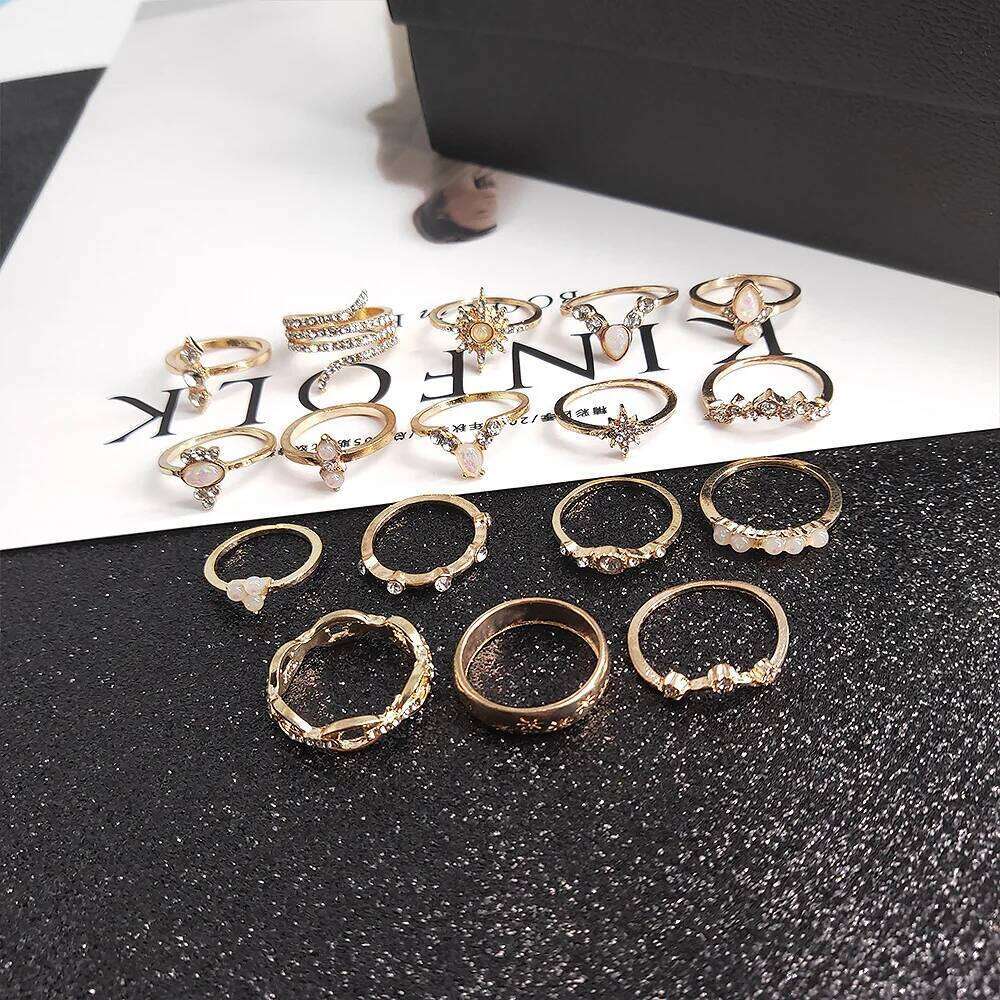 Fashion Geometric Knuckle Rings set For Women Crystal Gold color Finger Ring Boho Ladies wedding Jewelry Gift XJ260130