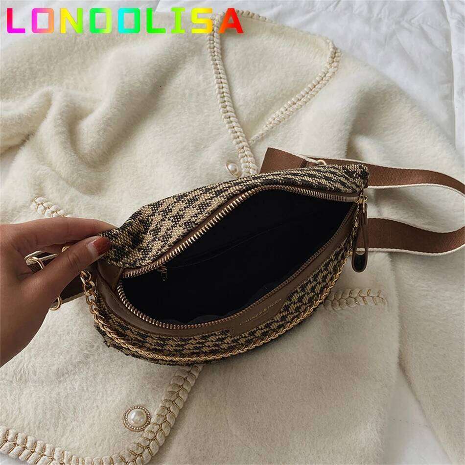 Women's Chain Fanny Pack Vintage Waist Packs Designer Shoulder Crossbody Chest Bag Female Handbags and Purses Ladies Belt Wallet