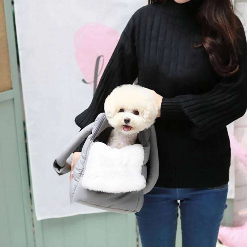 Handle For Puppy And Cat Winter Carrier Windproof Portable Pet Travel Bag With Warm Mat 26H0130