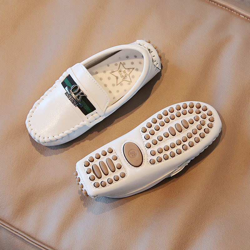 Black leather shoes for boys and girls, 2026 autumn new style, soft sole, children's school-style Korean version small single shoes, solid color,