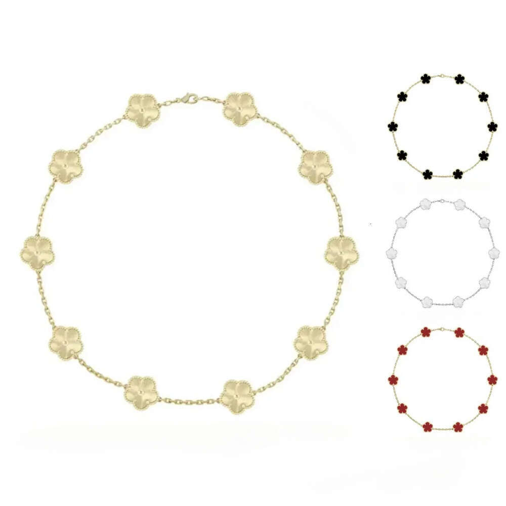 Clover Necklace Luxury Necklace For Woman Leaf Clover Necklace Gold Jewelry Suitable For Daily Wear Silver Jewelry Flowers Pendant Necklace Wedding Gi