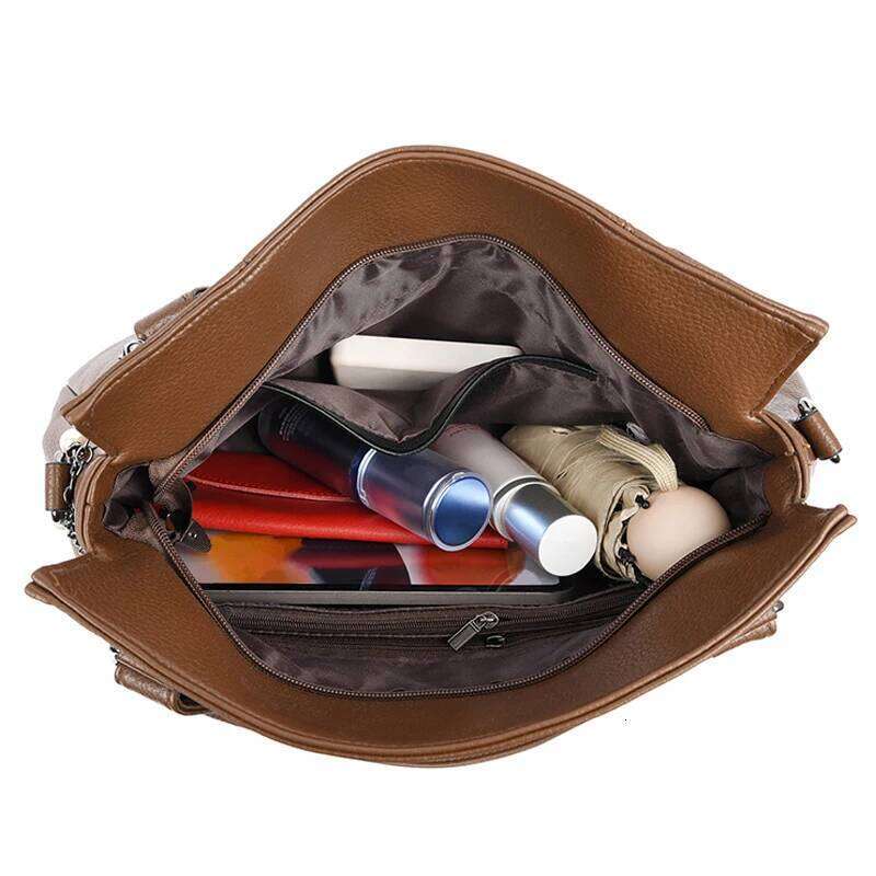 New mom large-capacity women's handbag, fashionable single-shoulder crossbody bag, simple and versatile Z260130