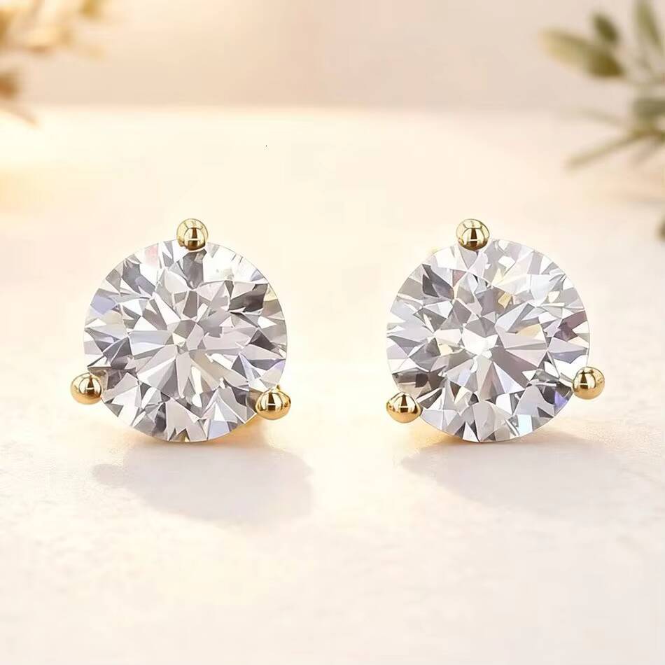 05Ct 1Ct 2Ct Lab Grown Diamond Solitaire Stud 14K 18K White Gold Plated D Color VS1 VVS2 Clarity IGI Certified Earring