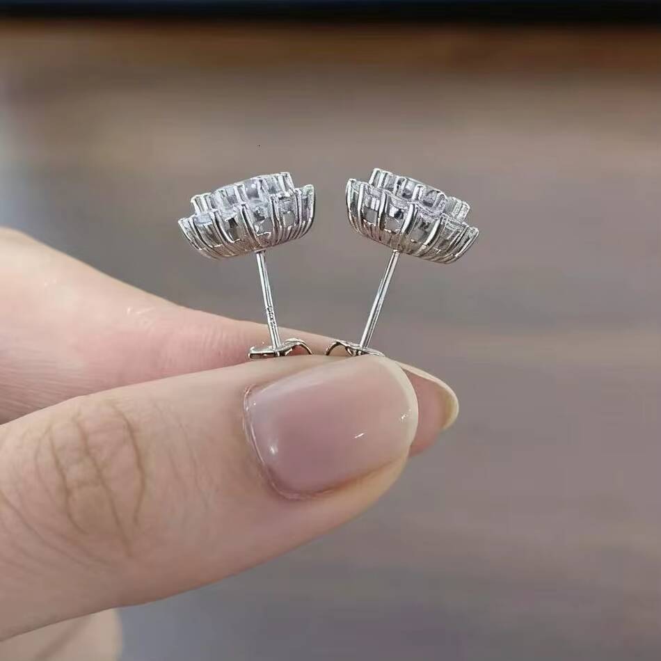 Lab Diamond Earrings 1ct D VVS2 VS1 Round Cut IGI Lab Grown 9k 14K Real Solid Gold Fine Jewelry Elegant Diamond Stud Earrings