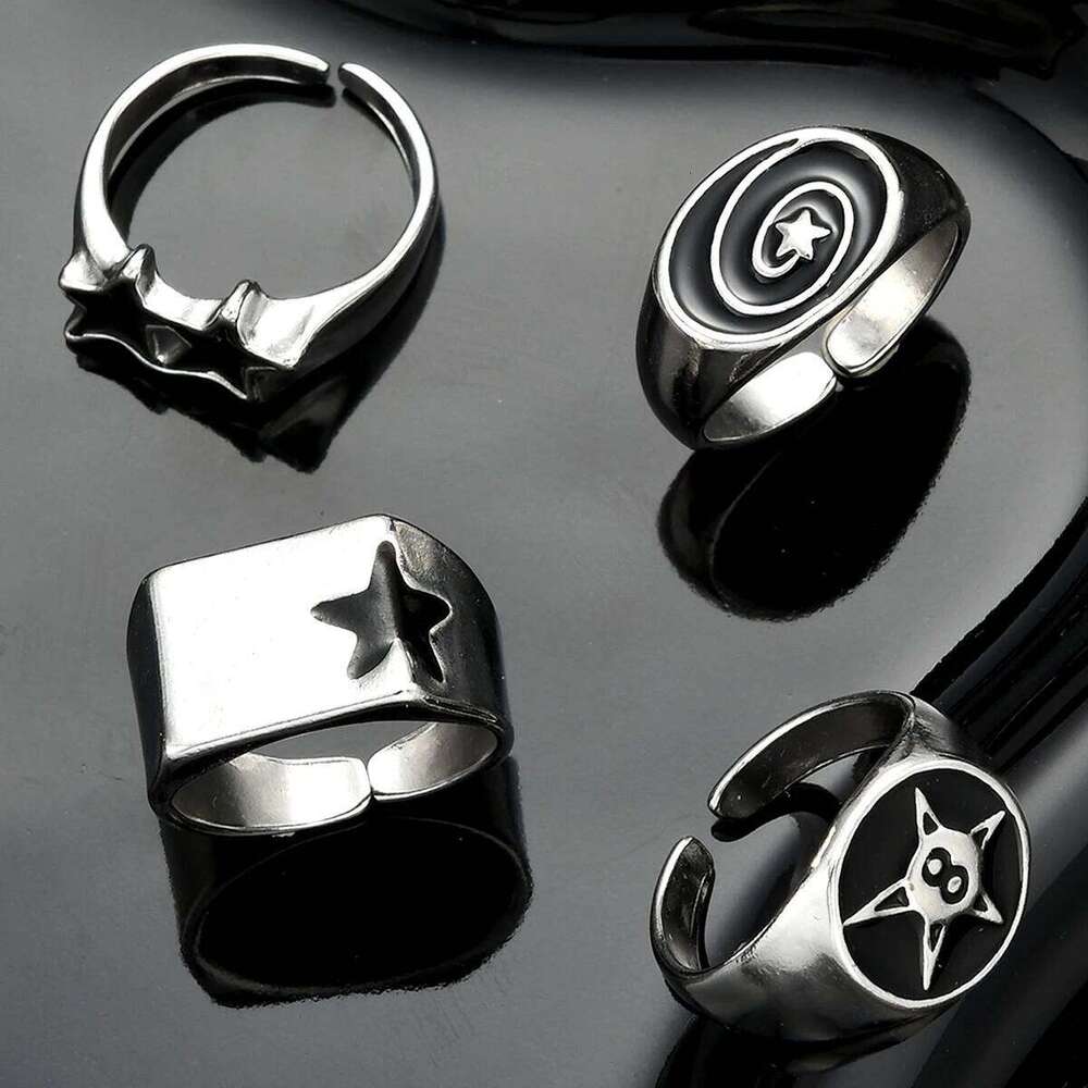 4 Pcs Punk Black Star Rings Set for Women Men Fashion HipHop Silver Color Geometric Thick Finger Ring Y2K Unisex Jewelry Gifts XJ260130