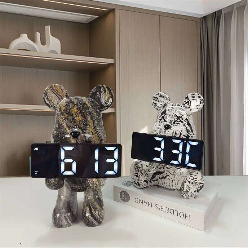 Violent Bear Electronic Alarm Clocks, Living Room, Bedroom, Bedside Table Decoration, Desktop, Luminous, Silent Digital Clock W260130