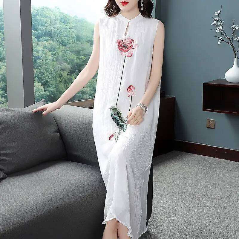 1Pcs/Lot Chinese Style Woman Embroidered Cheongsam Sleeveless Vest Chiffon Woman Dress Print Dress