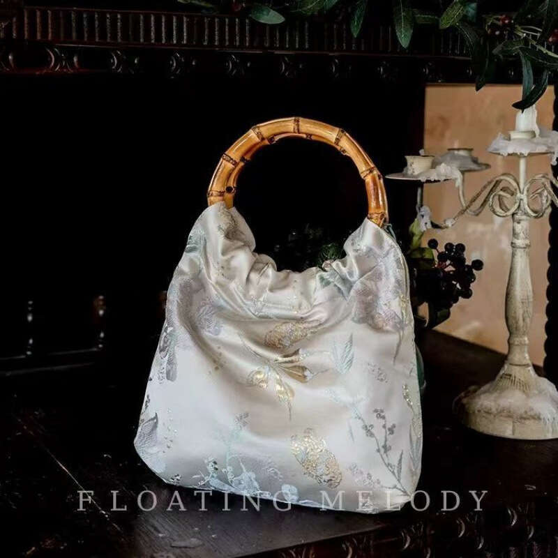 Unique And Stylish Gold Butterfly Love Flower Handheld Bamboo Knot New Chinese National Style Ftlody Floating Moon Original Matched With Cheongsam Bag