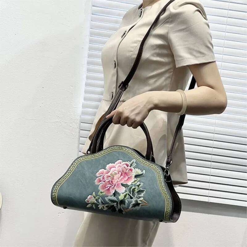 Johnature New Chinese Style Exquisite Embroidered Handbag Retro Women S Leather Bag Versatile Elegant Shoulder Bags KABAHEBINGJUE