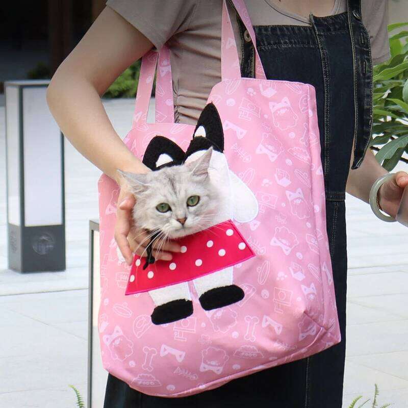 A lightweight handbag suitable for small dogs and cats weighing less than 15 pounds, featuring a padded pet bag style dog 26H0130