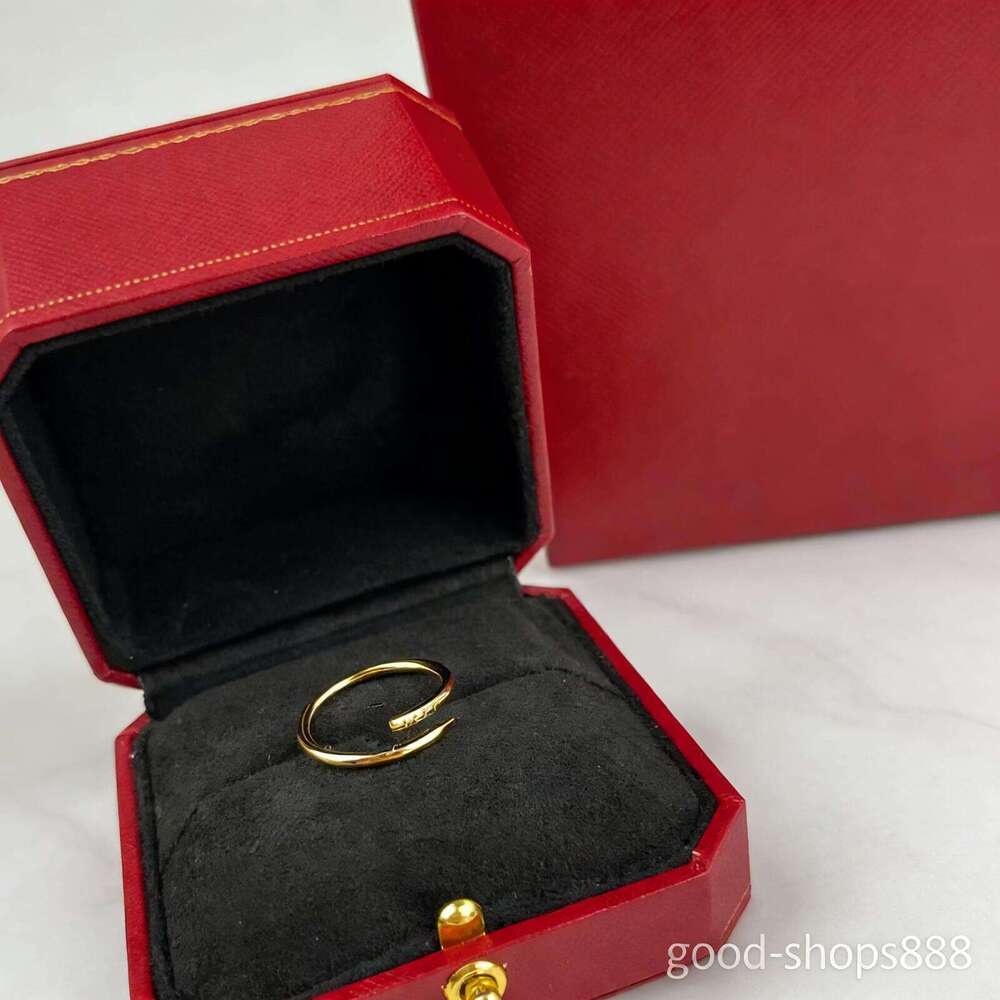 Band Highly Top Quality Extravagant Simple heart Love Ring 3 Colors Stainless Steel Couple Rings Fashion Women Designer Jewelry Lady