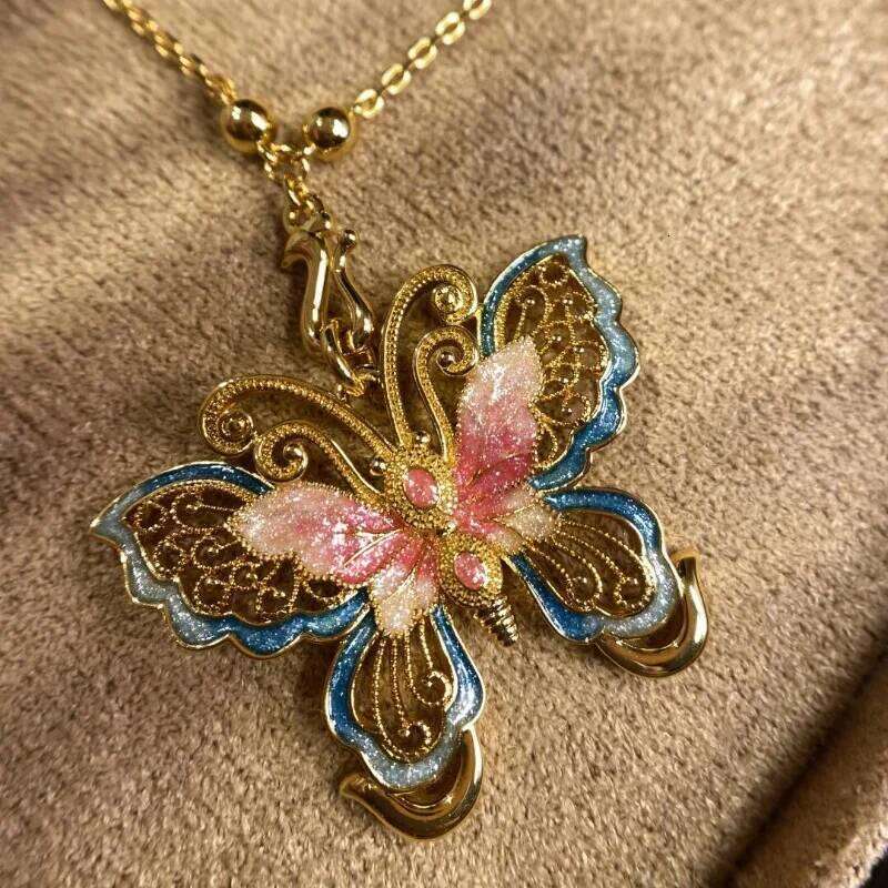 Beautiful Retro Enamel Gradient Hollow out Flower Colorful Butterfly Necklace Exquisite Luxury Pendant Hanfu Jewelry