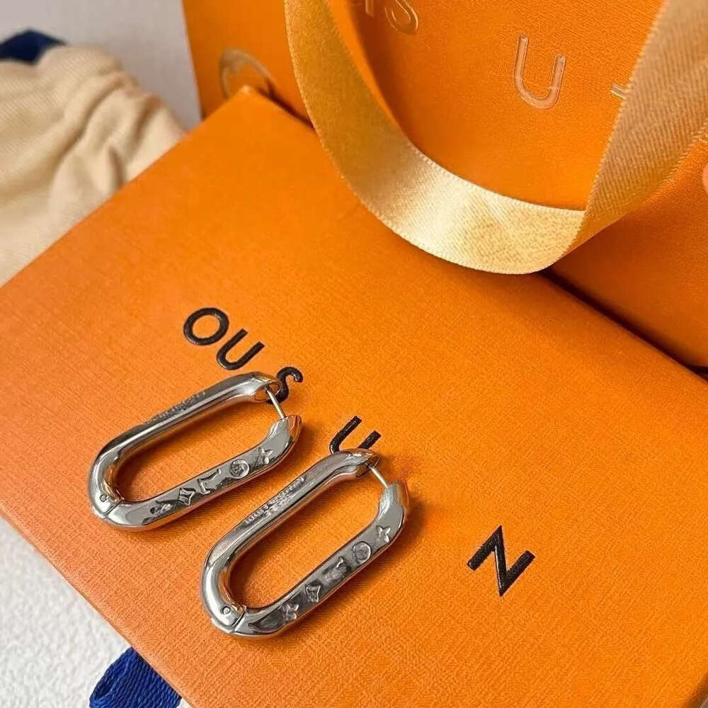 earrings designer for woman retro style earrings Luxury Jewerlry Designers Letters Stud earrings designer Round diamond inlay Rhinestone Earring Weddi