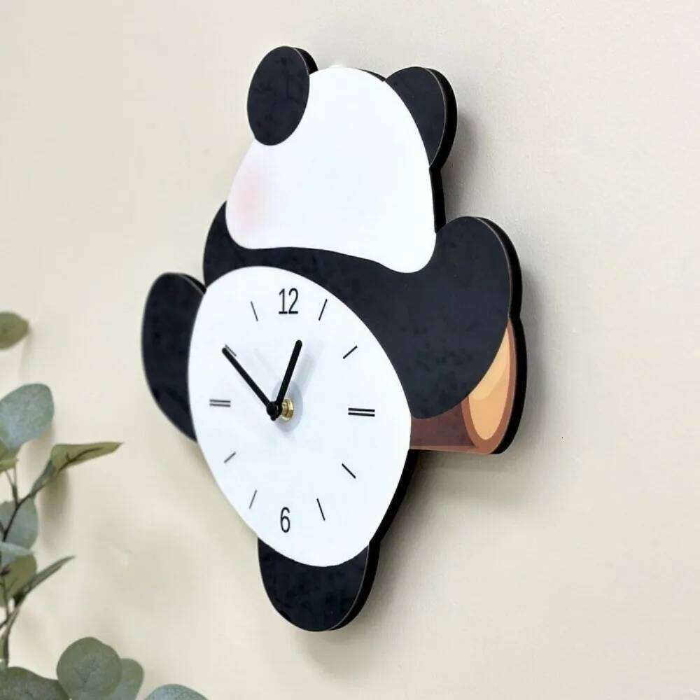 Festival Gifts Cartoon Swinging Panda Wall Silent Wooden Mute Animal Time Accuracy Digital Clock Home W260130