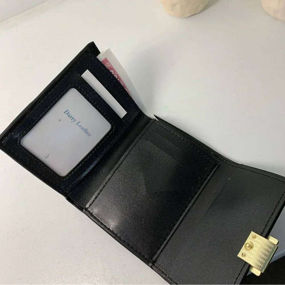 Women Wallet Vintage Short Leather Small Mini Female Fashion Multi-Card Card Holder Coin Purse Multi-functional Clutch Bag Z260130