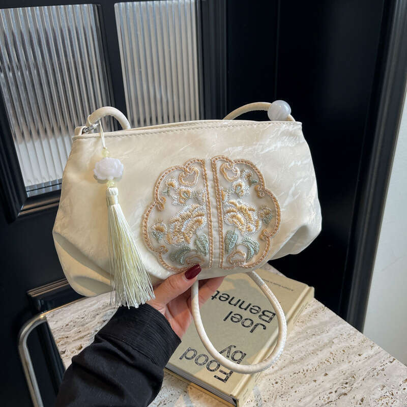 Ancient Chinese Silver For Women New Trendy Summer Crossbody Relaxed National Style Underarm Cloud Bag SHANGFANNI