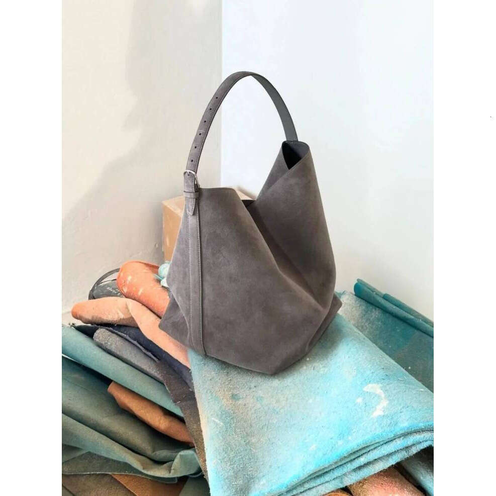 OLOEY Retro Large Capacity High-End Texture Luxurious Frosted Suede Women's Shoulder Bag Commuting Tote Cowhide Bucket Pouch
