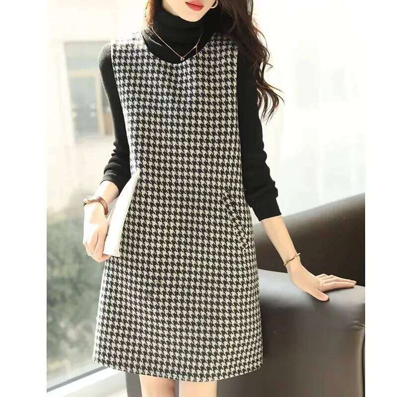 Leisure Temperament Mid Length Autumn/Winter New Sleeveless Vest Women Dress XJ260130