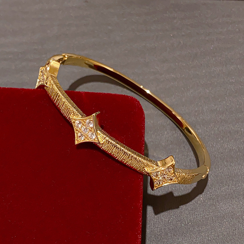 Bracelet 18K Real Gold Plated Wrinkled Stripe Star Zircon Bracelet Light Luxury High-End Feel Women's Jewelry Bracelet