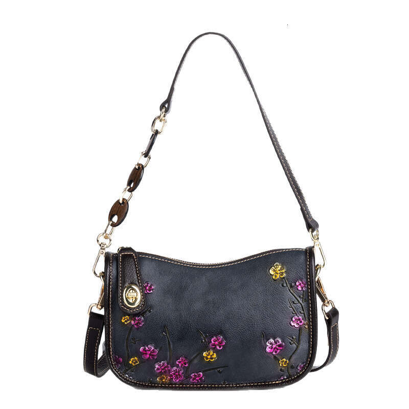 Spring Summer New Women's Retro Underarm Top Layer Cowhide Fashion Simple Shoulder Embossed Crossbody Bag backpack