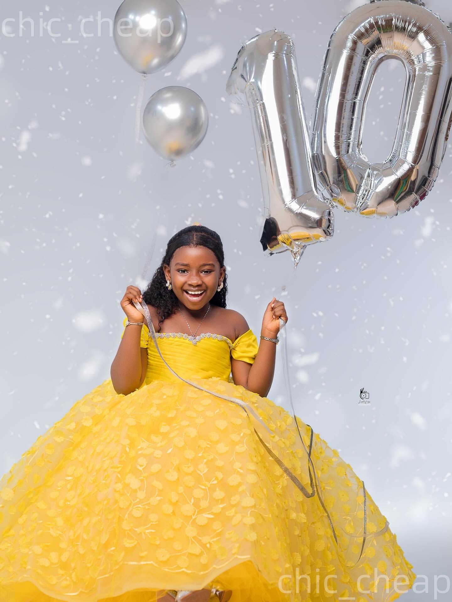 2026 Yellow Ball Gown Flower Girl Dresses Floral Lace Sweetheart Crystals Little Girl Christmas Peageant Birthday Christening Tutu Dress Gowns ZJ4279