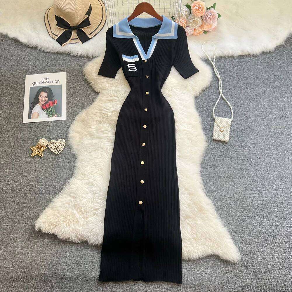 YuooMuoo Chic Sexy Wrap Hips Knitted Long 2026 New Brand Fashion Embroidery Single-breasted Shirt Dress Streetwear XJ260130