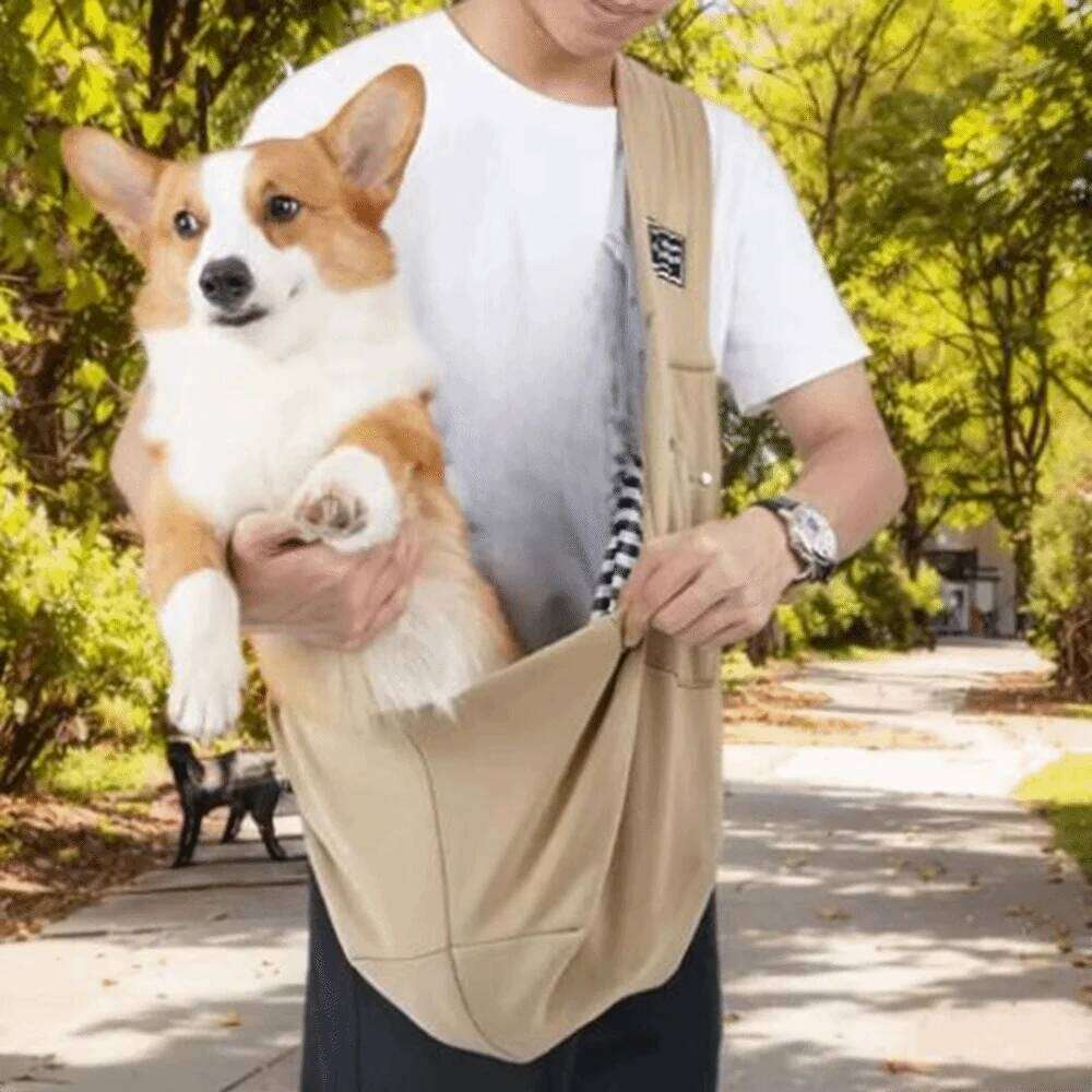 Polyester Shoulder Bag Large Capacity Breathable Crossbody Pet Carrier with Safety Harness Comfortable 26H0130