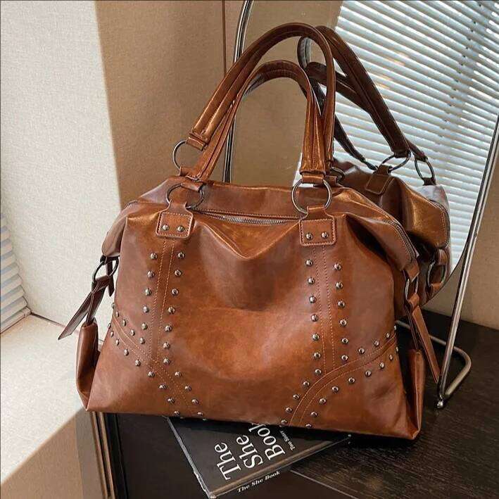 Retro Trendy Rivet Fashionable Tote for Woman Shoulder Bags Large Capacity Bag Purse and Handbags Z260130