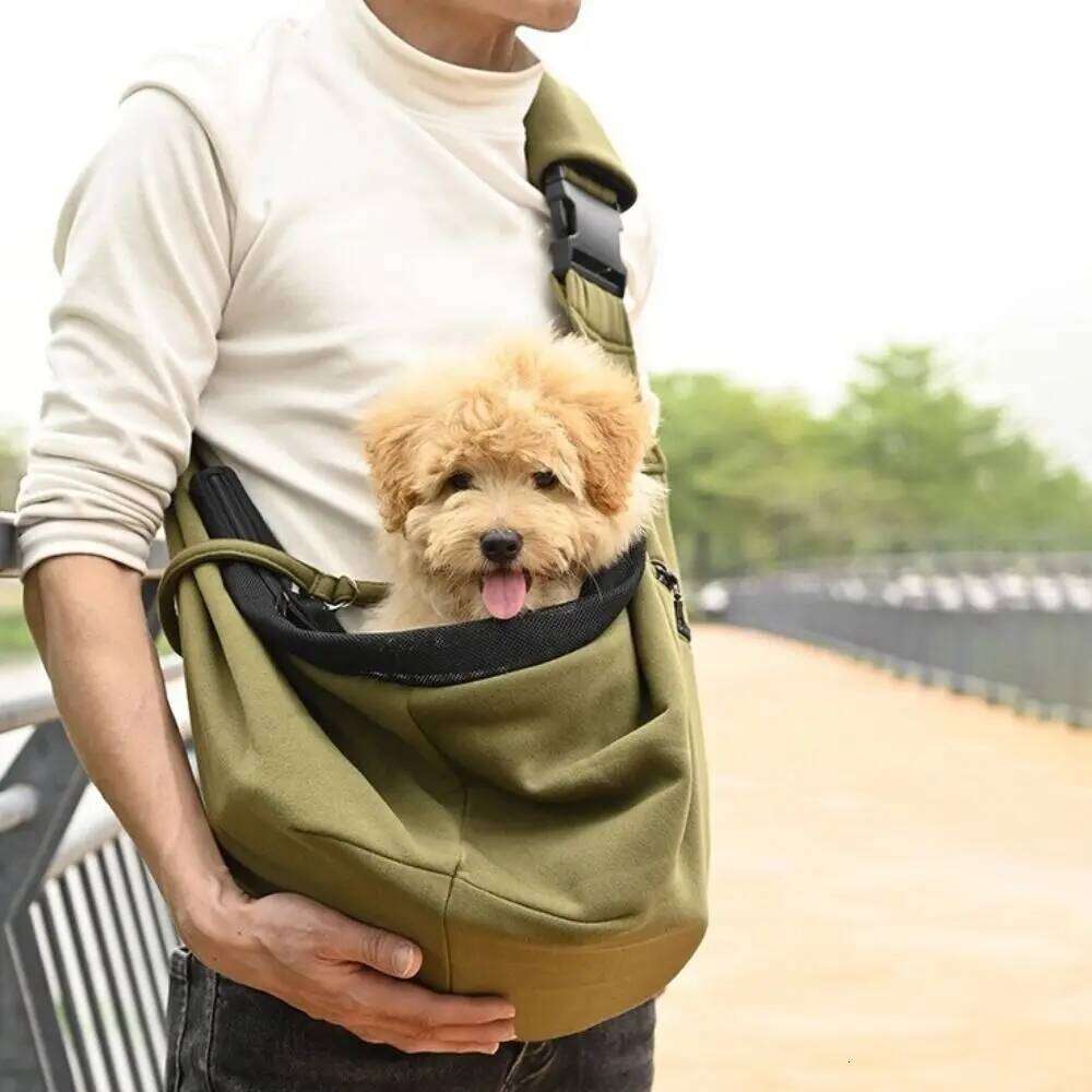 Double Sided Carrier Bags Adjustable Strap Hand Free Pet Messenger with Safety Harness Breathable Cat Crossbody Bag 26H0130