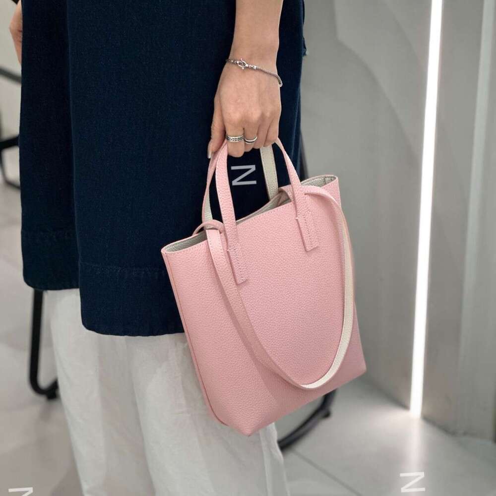 Totebag Shoulder ROSE NOIRE Cross-Border Minimalist Shoulder TC Top Layer Cowhide Two-Tone Bucket Women's Handbag Large Capacity Commuter Bag