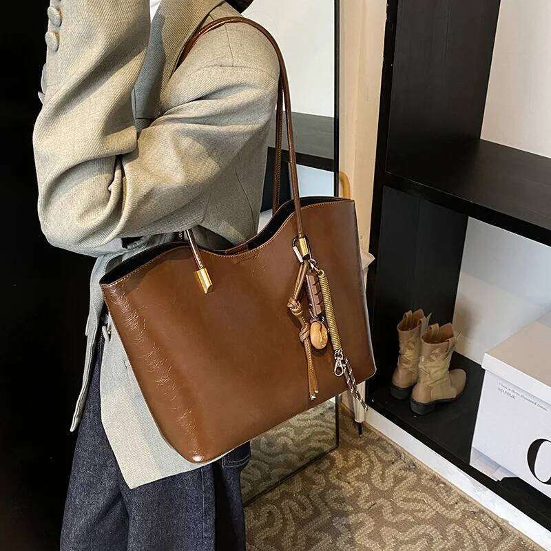 Autumn New Tote Large Capacity Single Shoulder Retro PU Leather Hobo bags Fashion Handbags Elegant Women's bag Z260130