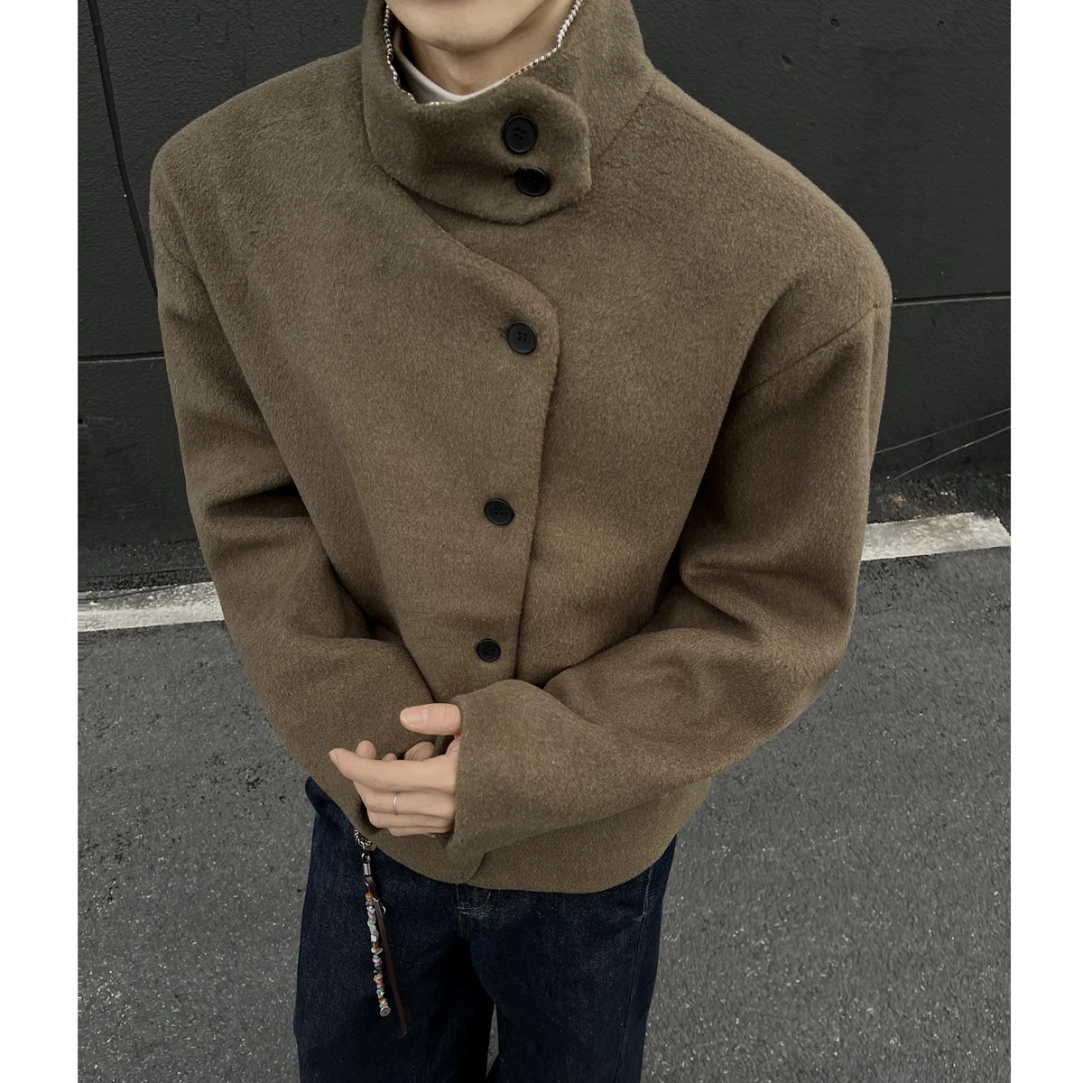 Winter woolen jacket men Caot Warm windproof 2025 Style Fashionally Slim-Fitting Short Jacket Coat Individuality stand-up 260122