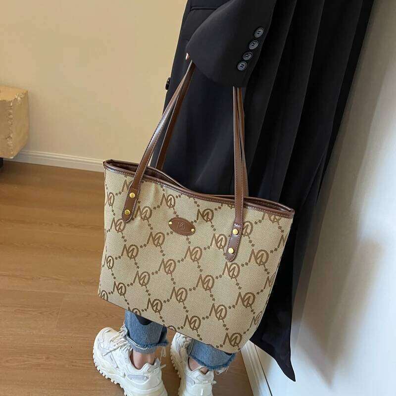 Women Luxury Leather Classic Fashion Shoulder Bag Crossbody Tote Handbag For Beautiful Daily Looks Z260130