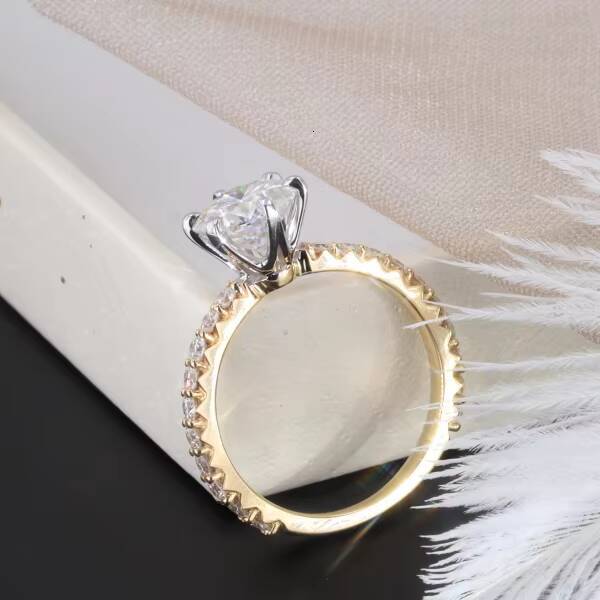 14k Yellow and White Gold Moissanite Rings Dropshipping 8mm Moissanite and Side Lab Grown Diamond Ring