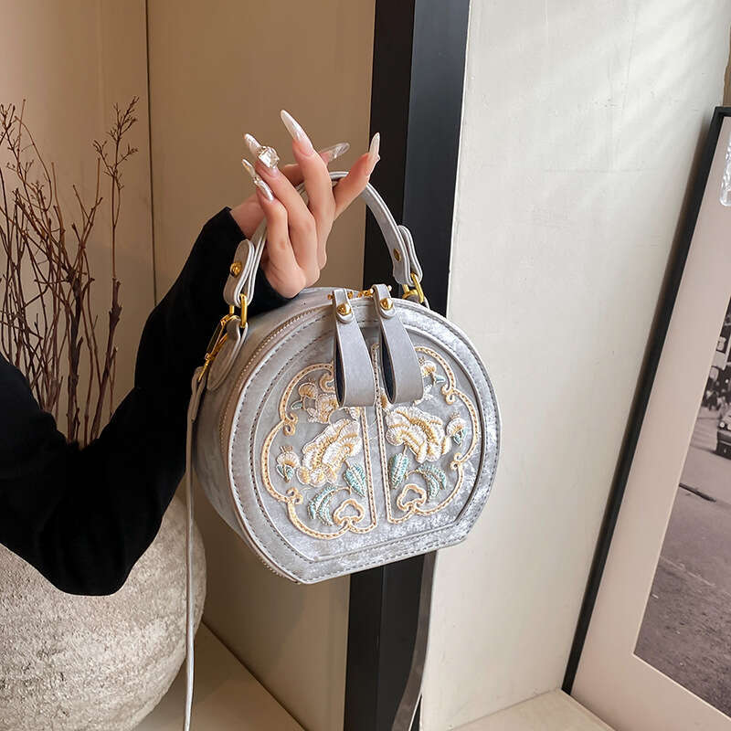 Trendy Small For Women 2025 New Fashionable Versatile Crossbody Summer Exquisite Handheld Round Bags SHANGFANNI