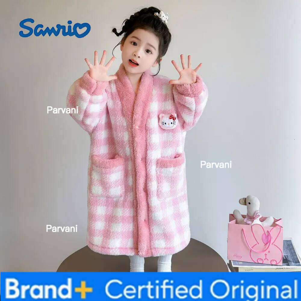 Sanrio Hello Kitty Nightgown Autumn Winter Sleepwear Girls Baby Pajamas Home Clothes Coral Velvet Bath Children's Bathrobe H260130